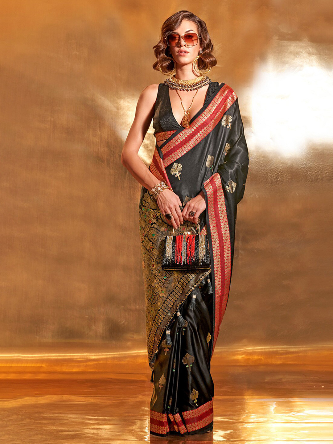 

DEVATITHI Ethnic Motifs Woven Design Zari Satin Banarasi Saree, Black