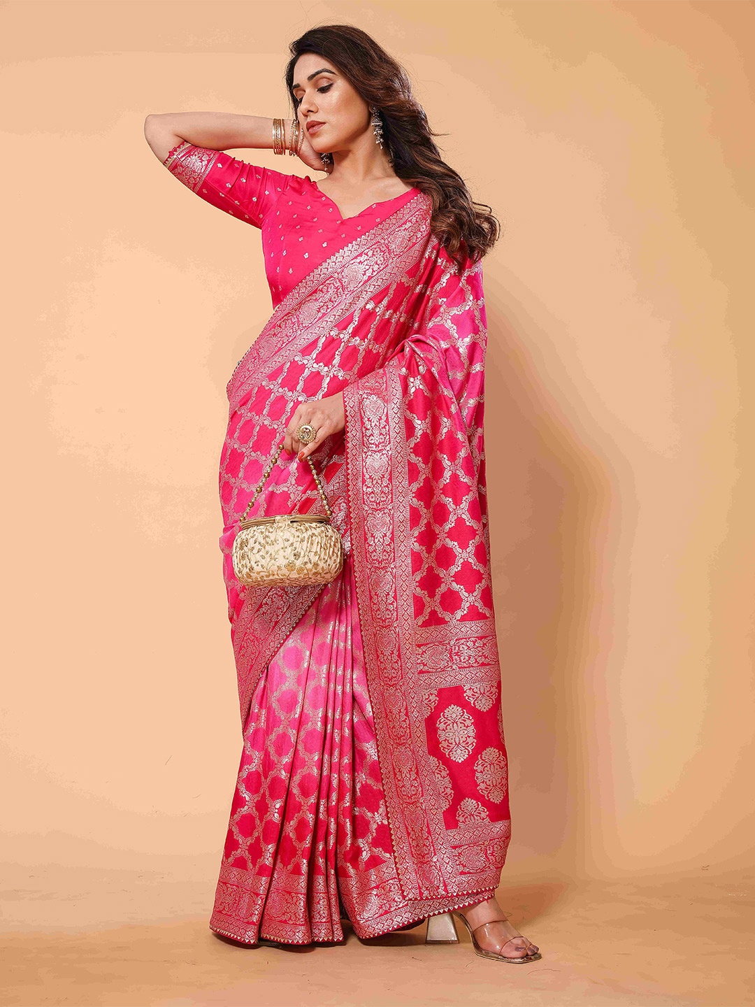 

DEVATITHI Woven Design Zari Banarasi Saree, Pink