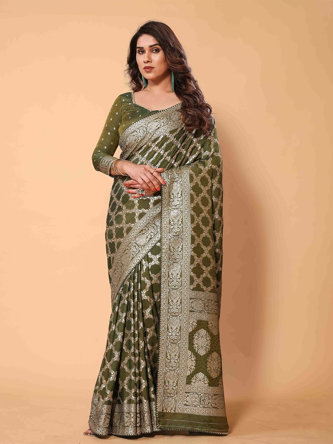 

DEVATITHI Woven Design Zari Banarasi Saree, Green