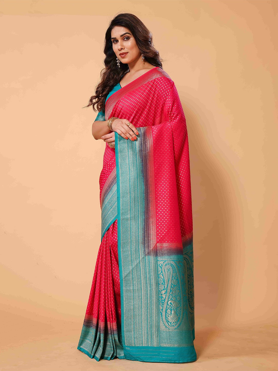 

DEVATITHI Woven Design Zari Kanjeevaram Saree, Pink