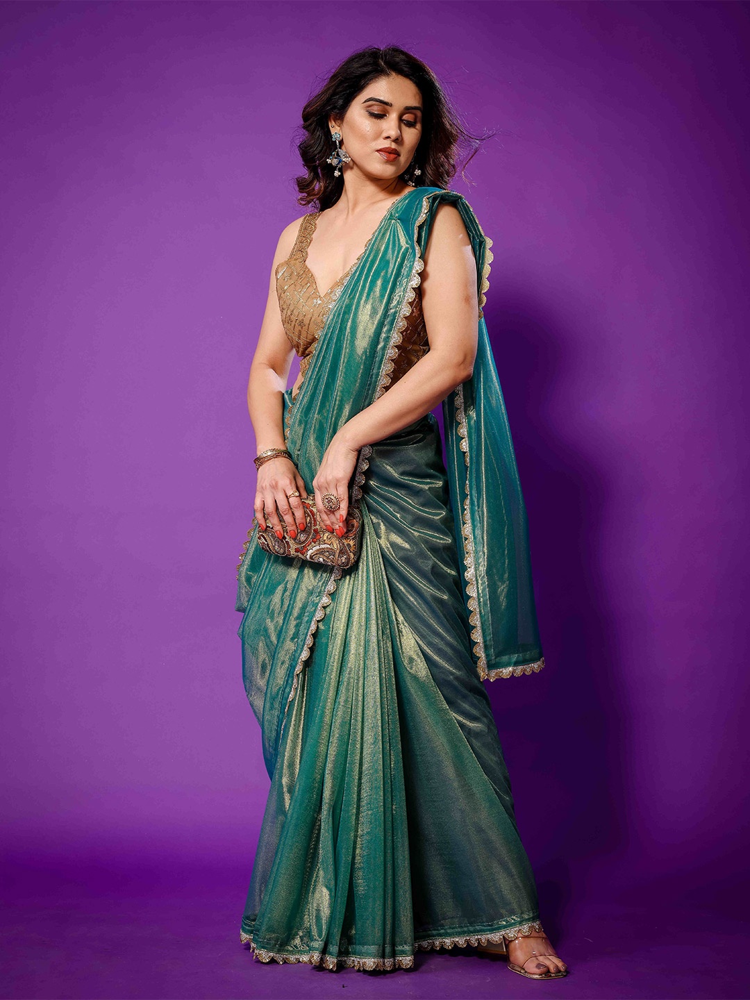 

DEVATITHI Embellished Embroidered Organza Saree, Green