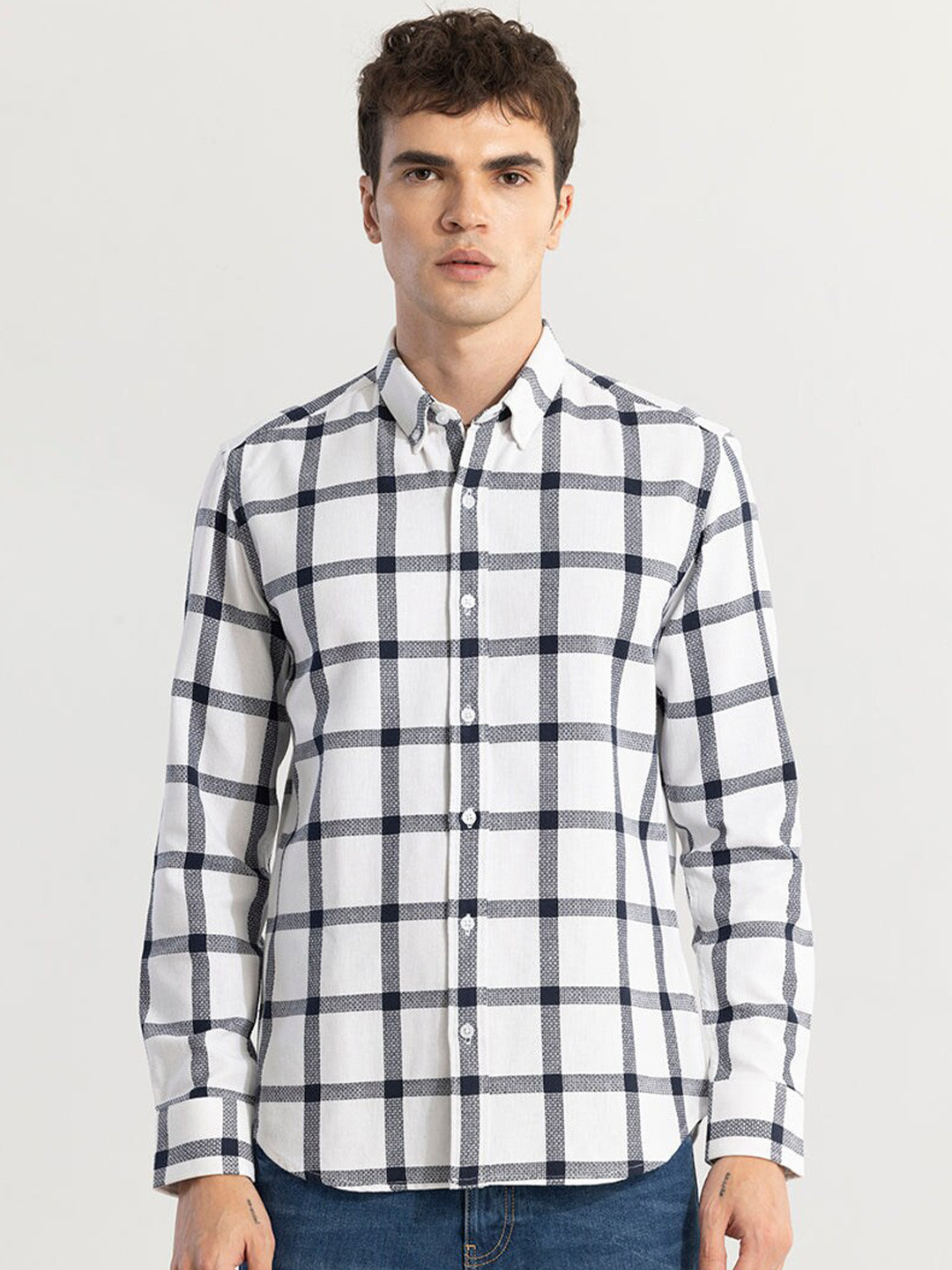 

Snitch White Classic Slim Fit Windowpane Checked Button-Down Collar Cotton Casual Shirt