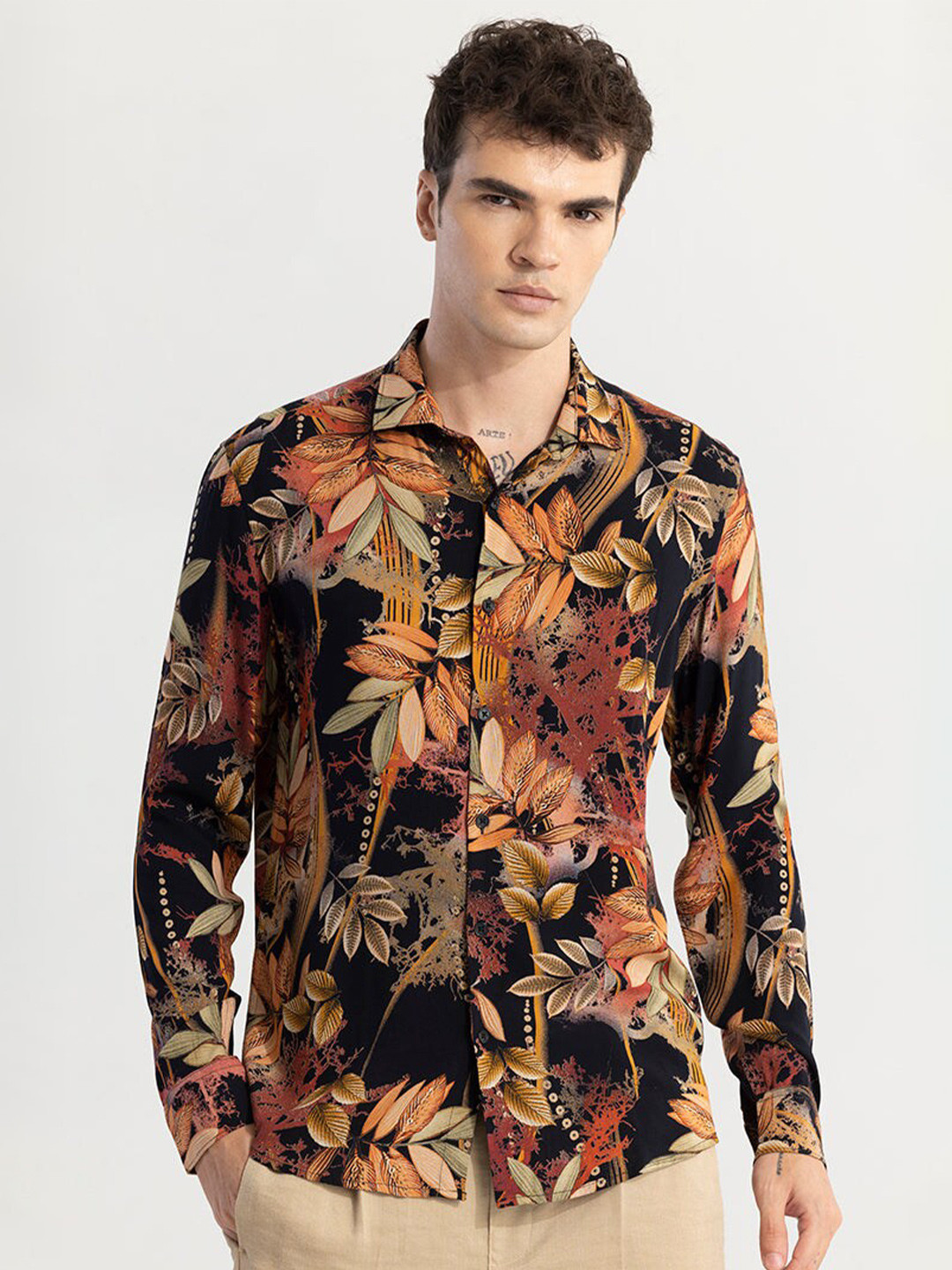 

Snitch Classic Slim Fit Opaque Casual Shirt, Multi