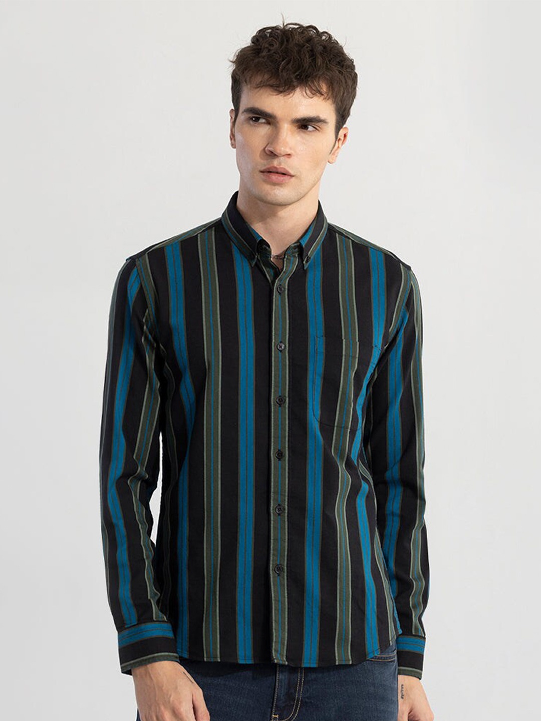 

Snitch Black Classic Slim Fit Striped Button-Down Collar Cotton Casual Shirt
