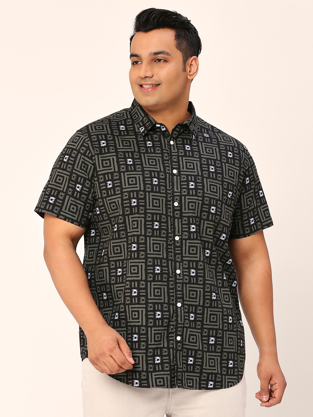 

Sztori Plus Size Standard Geometric Printed Cotton Casual Shirt, Black