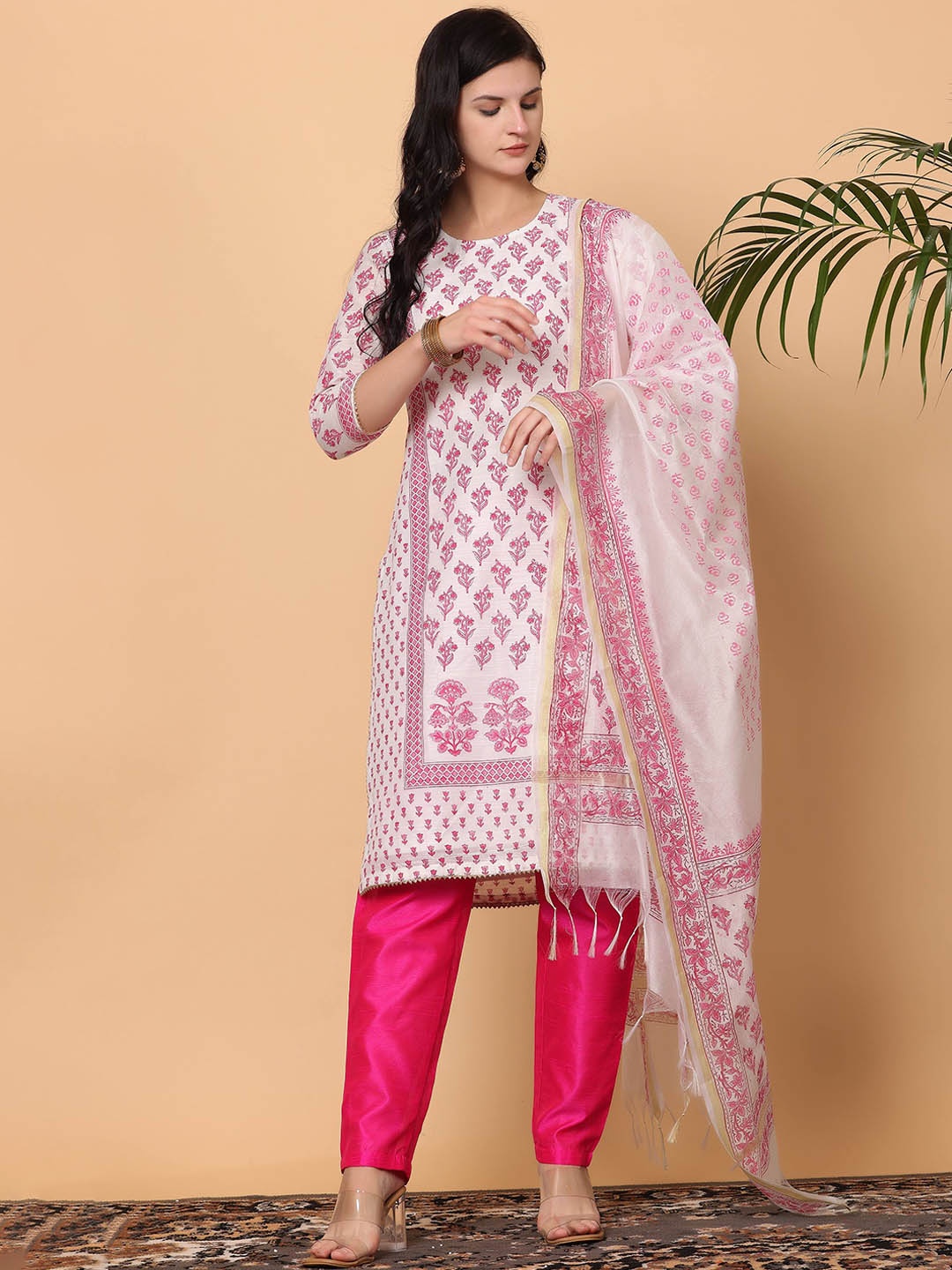 

KAANCHIE NANGGIA Ethnic Motifs Printed Pure Cotton Straight Kurta with Trousers & Dupatta, White