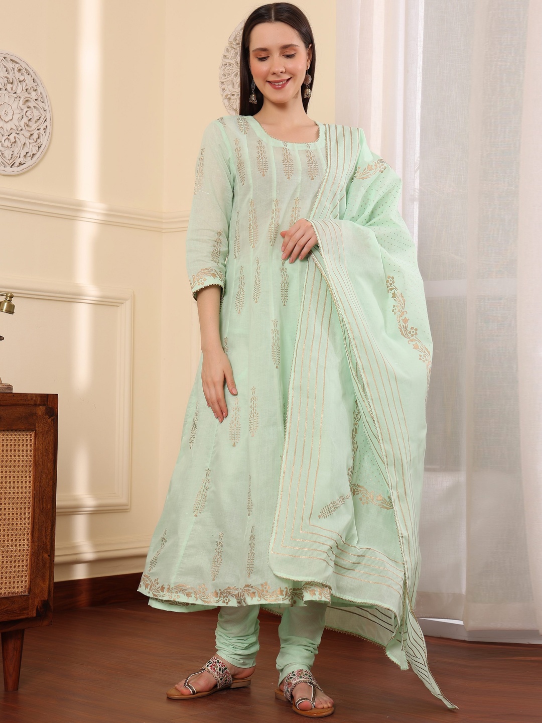 

KAANCHIE NANGGIA Embroidered Gotta Patti Pure Cotton Kurta with Churidar & Dupatta, Green