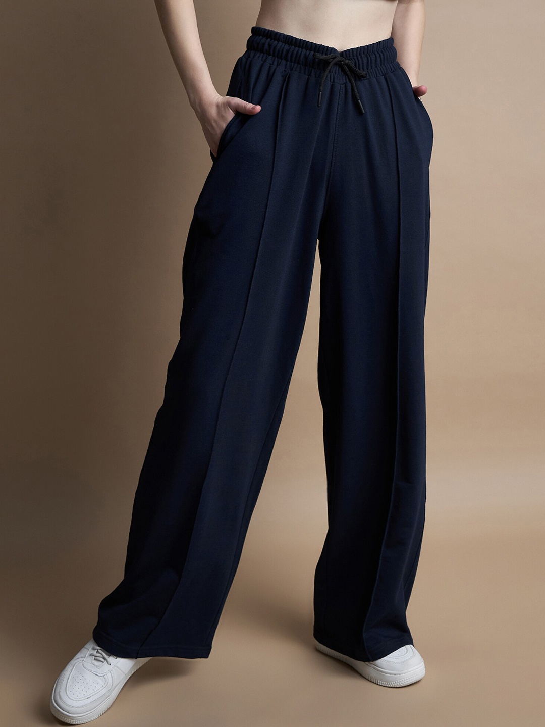 

The Roadster Lifestyle Co. Women Relaxed-Fit Track Pants, Black
