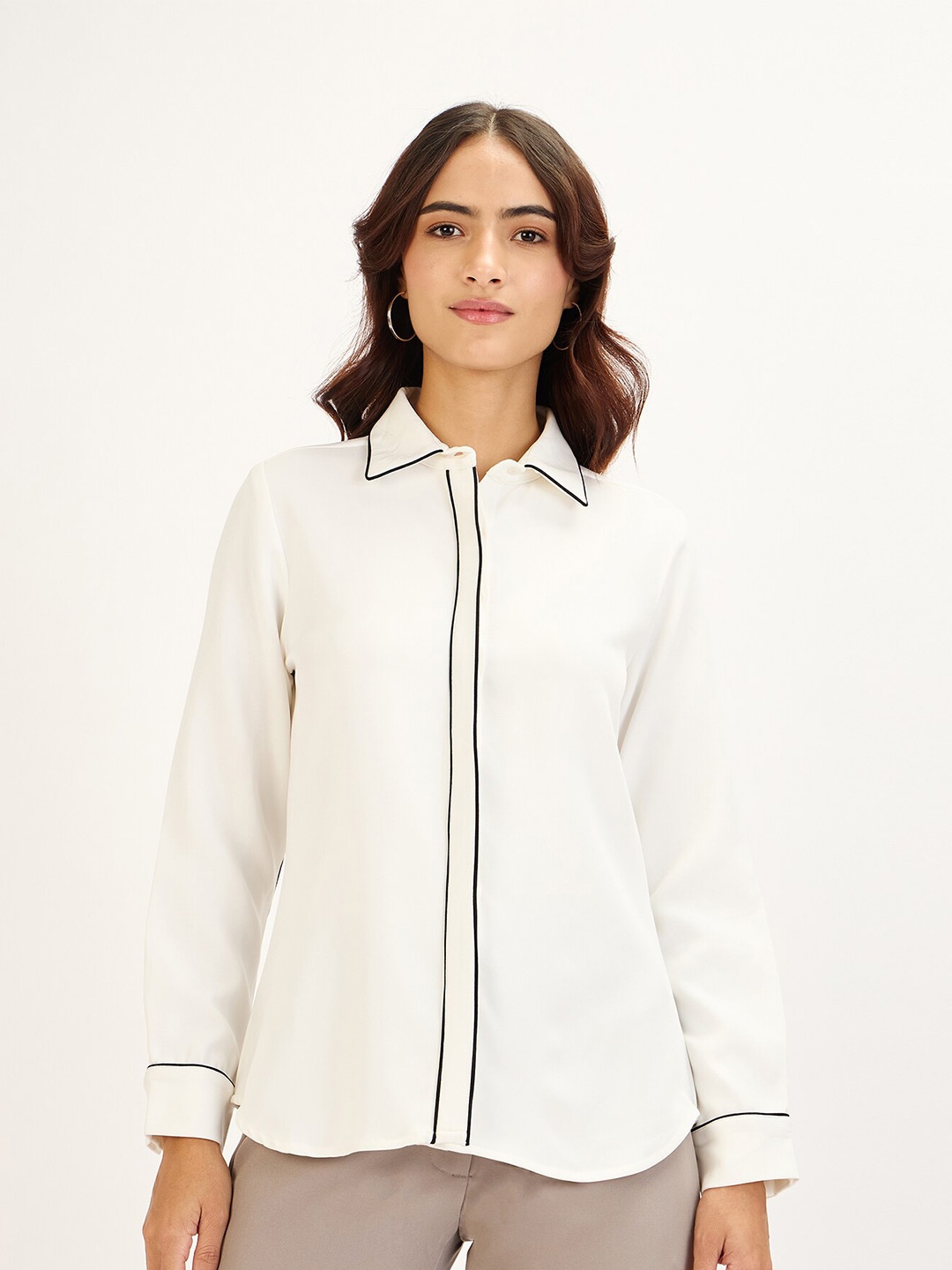 

SALT ATTIRE Domino Spread Collar Formal Shirt, White
