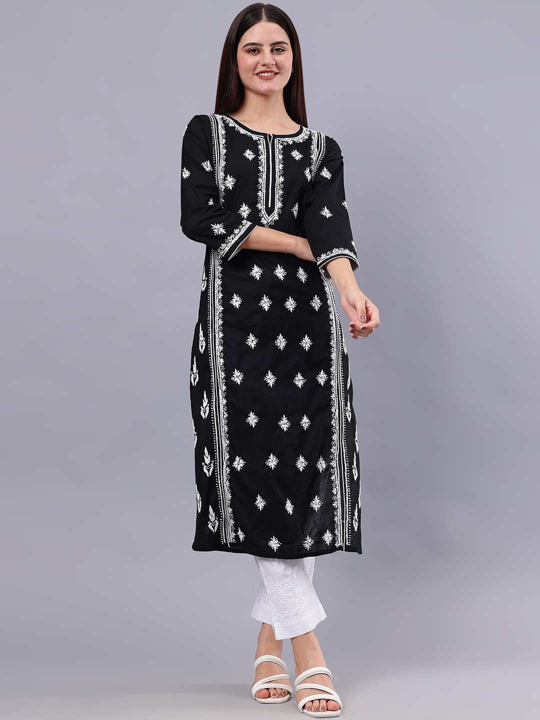 

Seva Chikan Ethnic Motifs Embroidered Thread Work Cotton Lucknowi Chikankari Kurta, Black