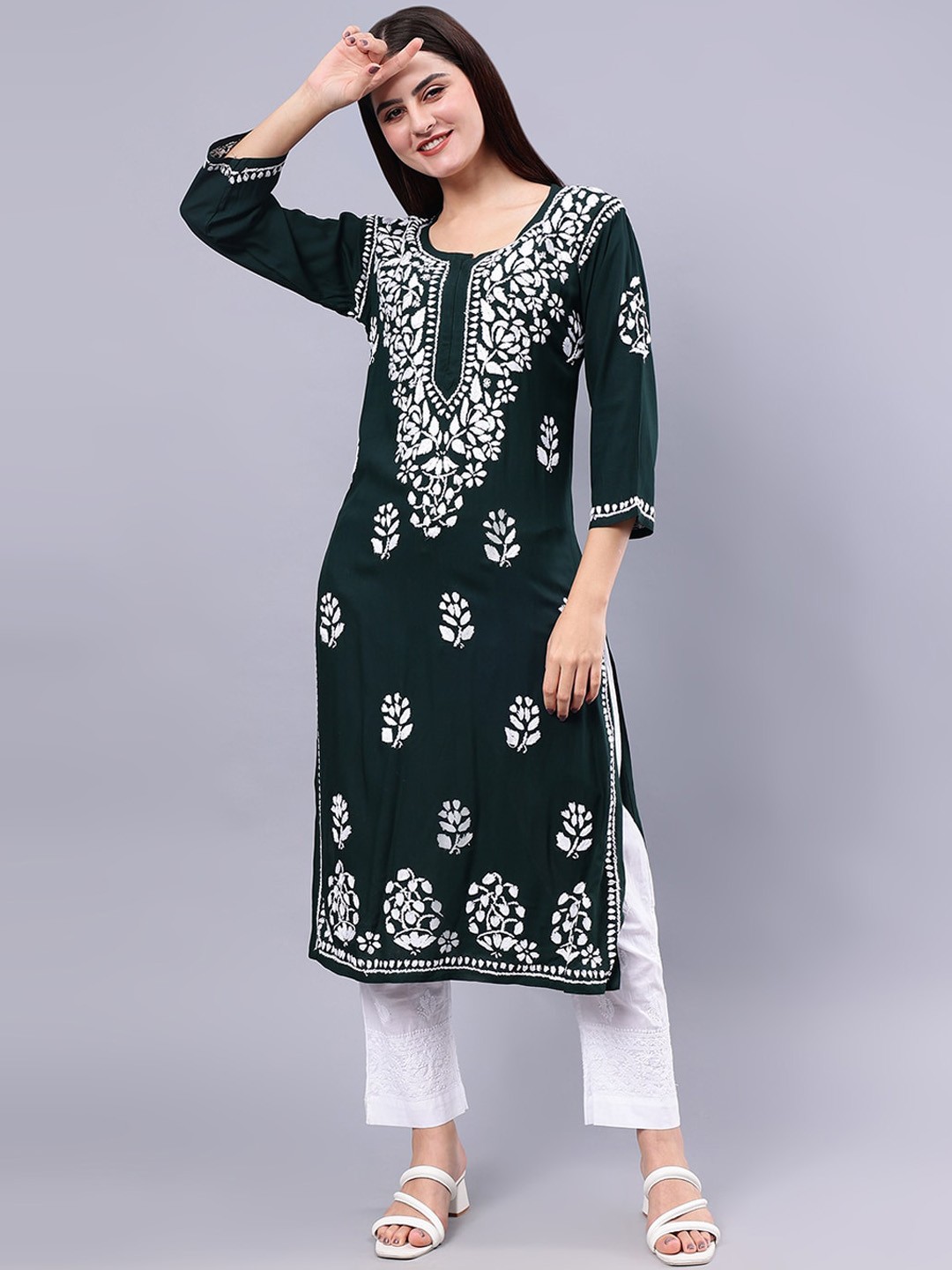 

Seva Chikan Ethnic Motifs Embroidered Lucknowi Chikankari Straight Kurta, Green