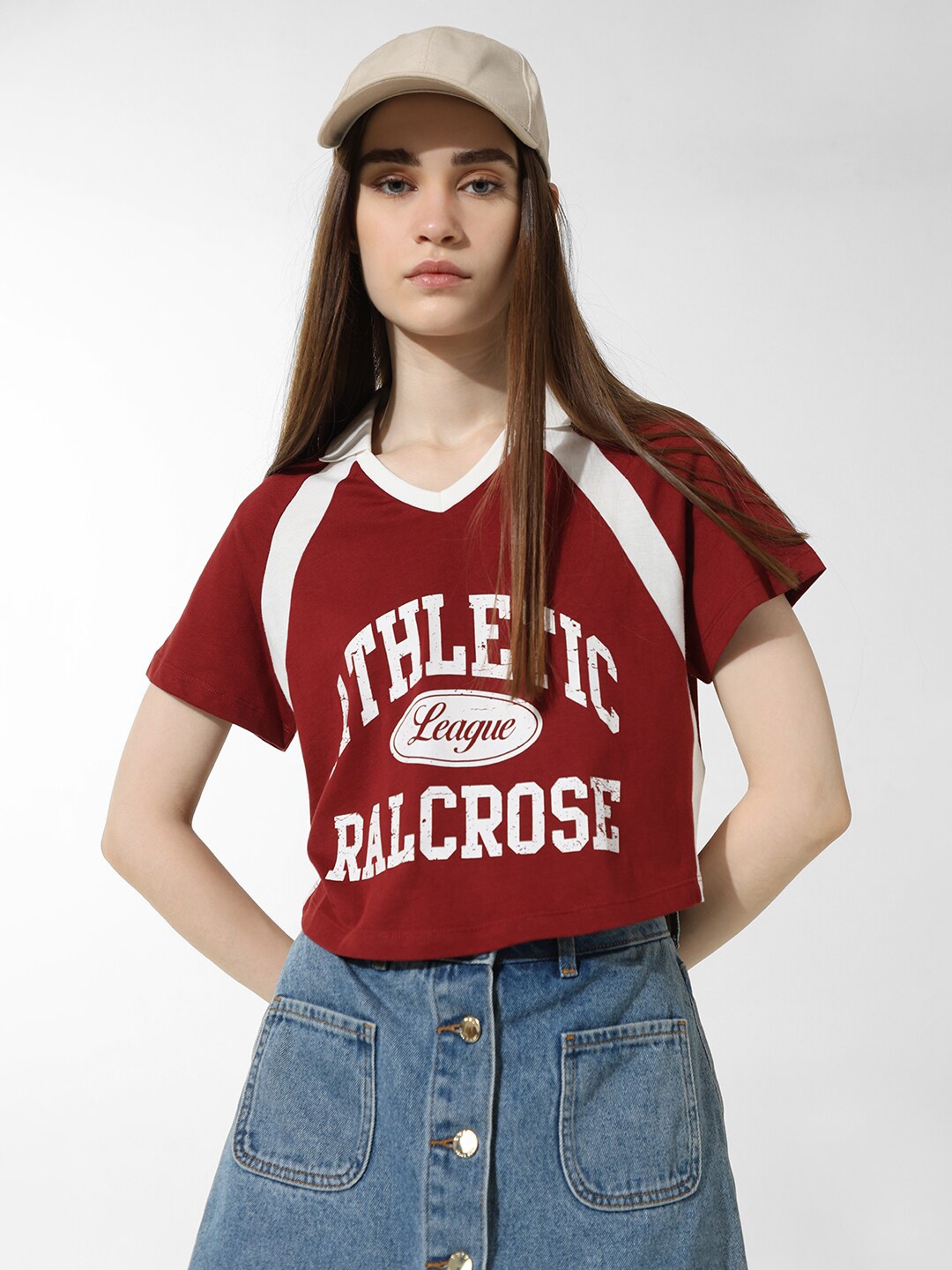 

ONLY Onldowntown Varsity Printed Raglan Sleeves Pure Cotton Boxy Crop T-shirt, Red