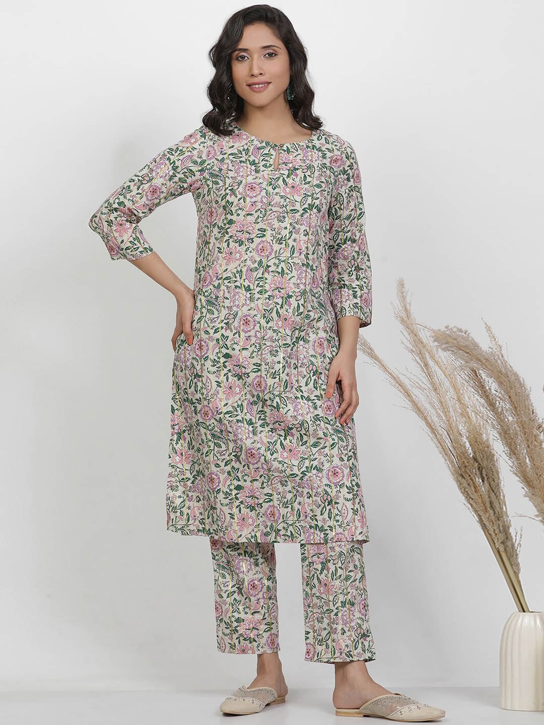 

W Floral Printed Regular Gotta Patti Kurta with Palazzo, Off white