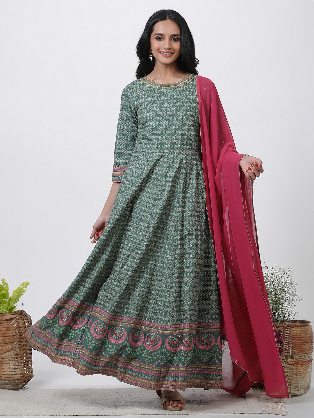 

W Floral Printed Round Neck Maxi Dress With Dupatta, Green