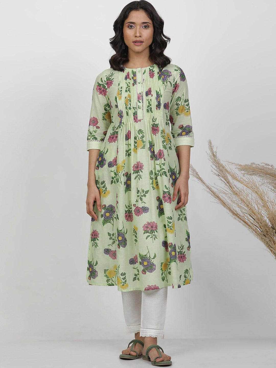 

W Round Neck Floral Printed Pleated Cotton A-Line Kurta, Green