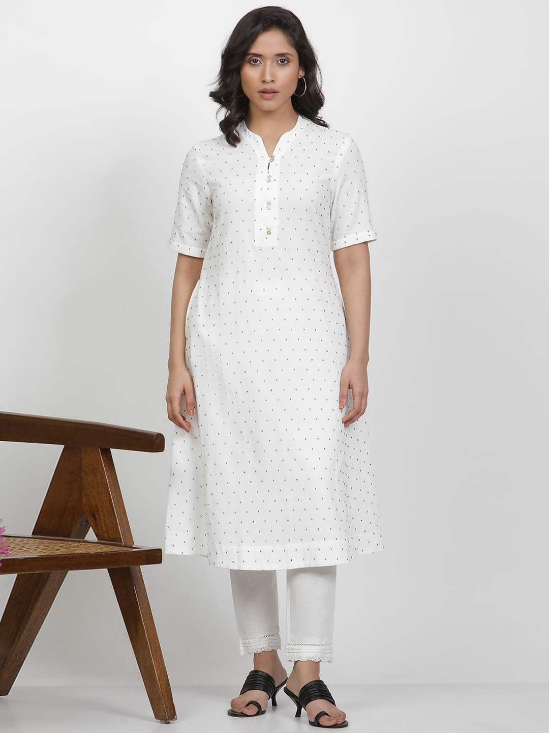 

W Embellished Beads & Stones Notch Neck A-Line Kurta, White