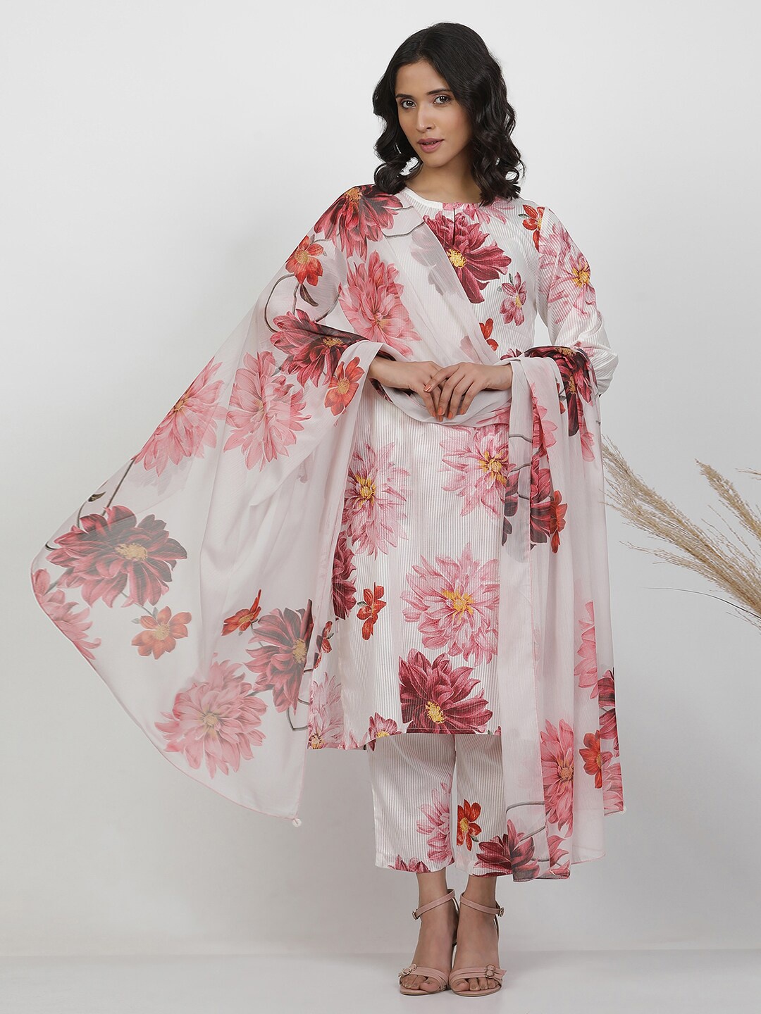 

W Floral Printed Chiffon Dupatta, White