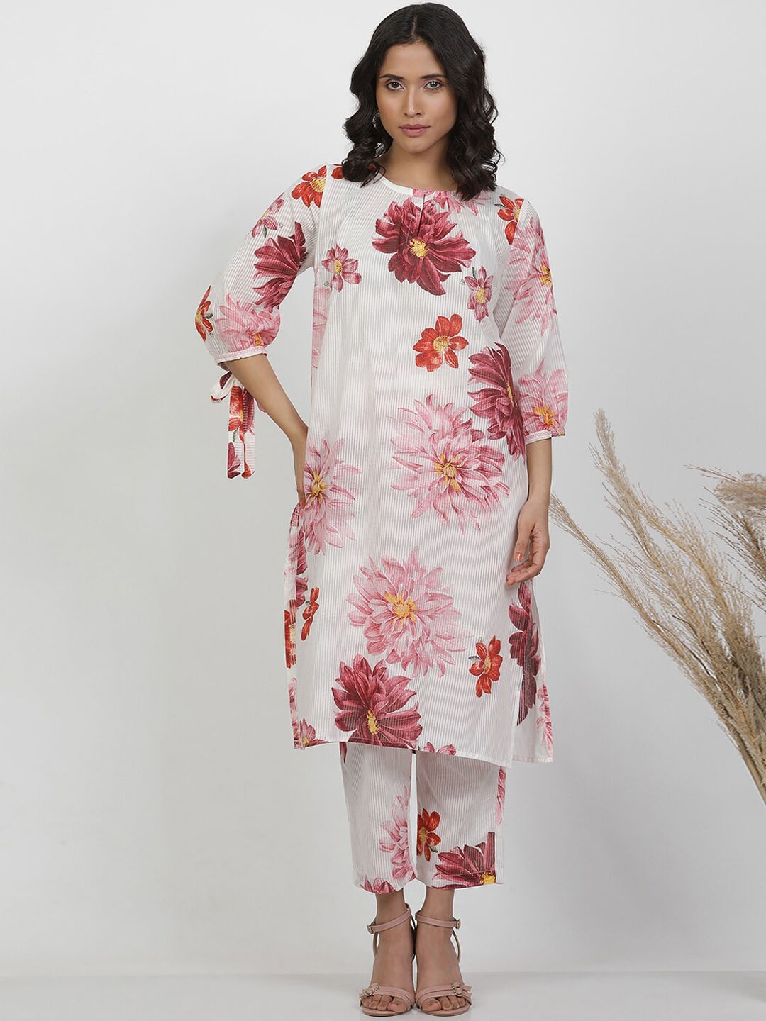 

W Floral Printed Regular Thread Work Pure Cotton Kurta with Trousers, White