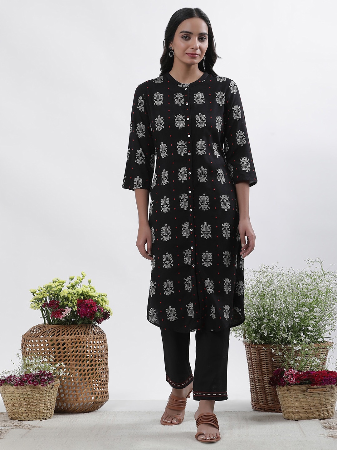 

W Printed Regular Kurta with Palazzo, Black