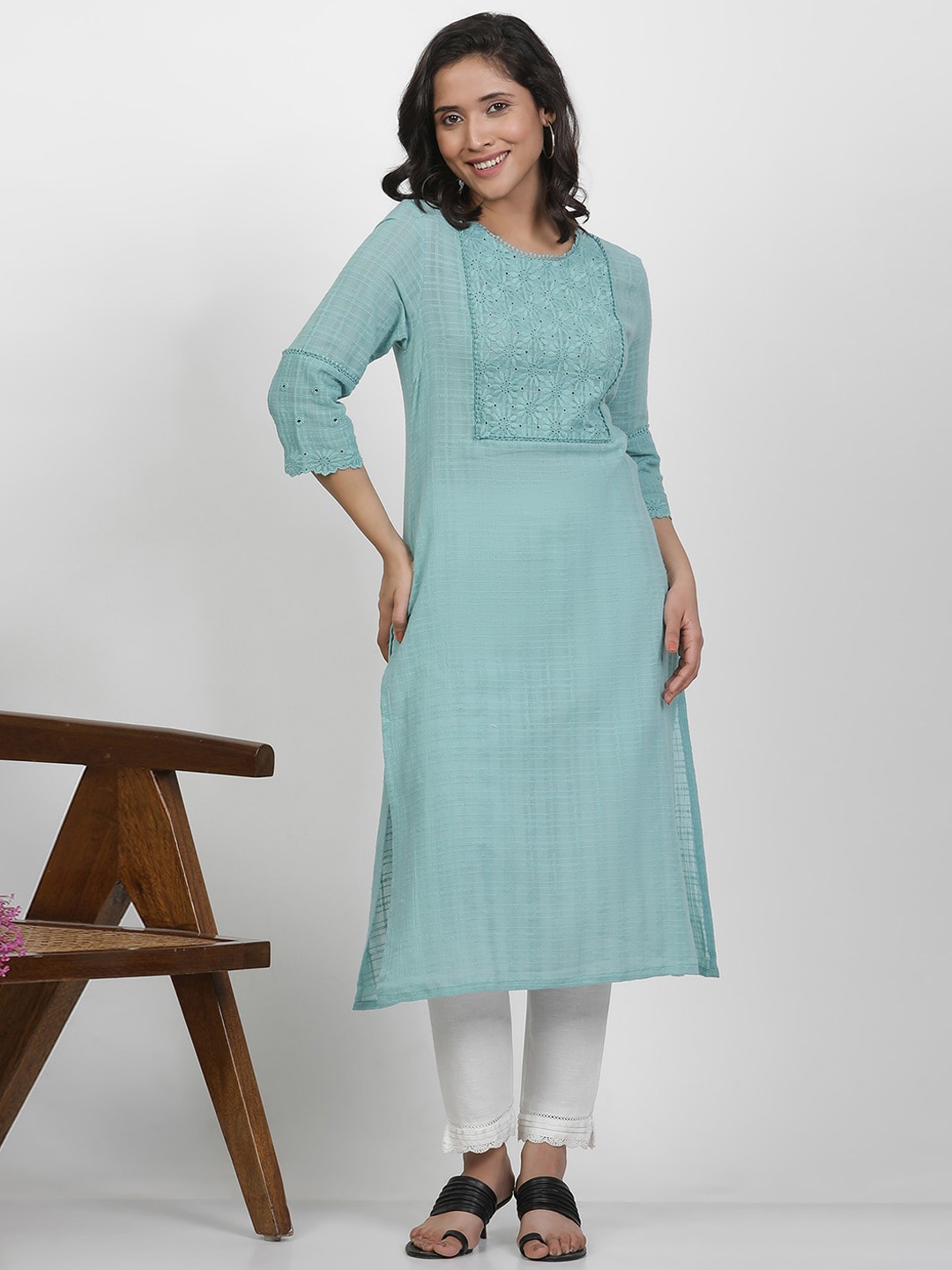 

W Women Checked Straight Pure Cotton Kurta, Blue