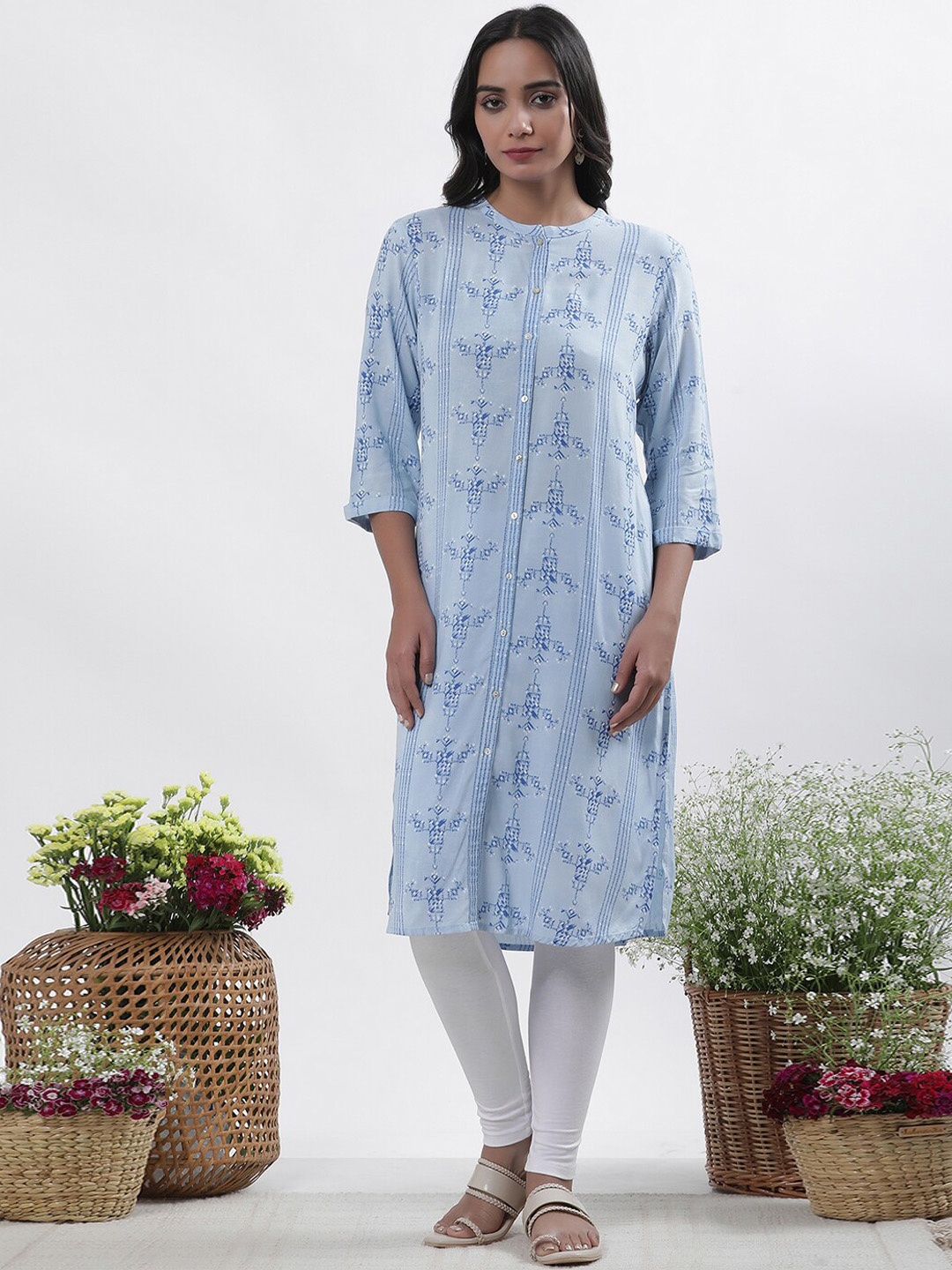 

W Printed Regular Kurta with Trouser, Blue