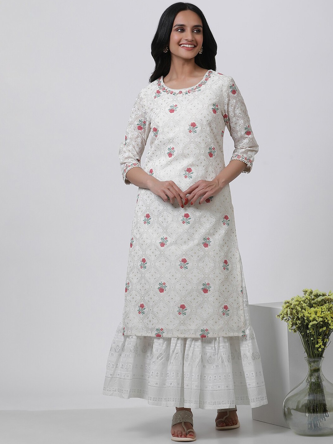 

W Floral Printed Round Neck Kurta, Off white