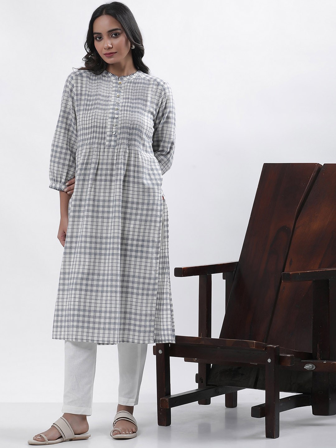 

W Women Checked Mandarin Collar Kurta, White