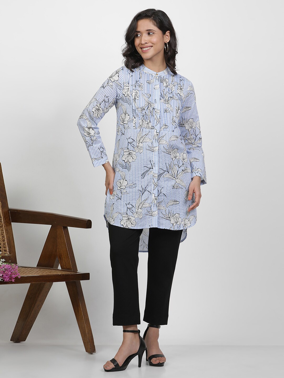 

W Floral Printed Shirt Collar Cuffed Sleeves Cotton High-Low Longline Top, Blue