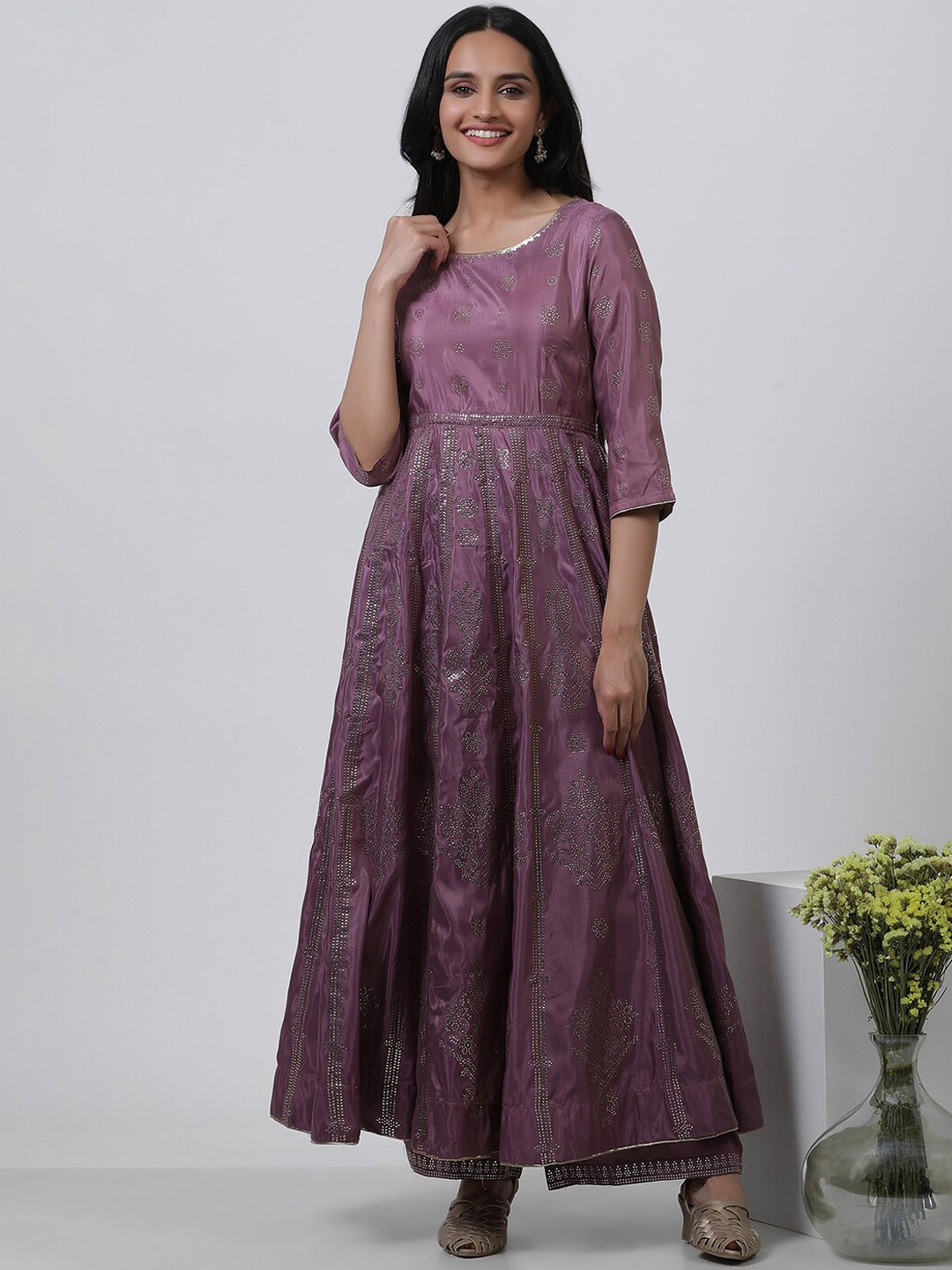 

W Ethnic Motifs Printed Regular Mukaish Kurta With Trousers, Purple