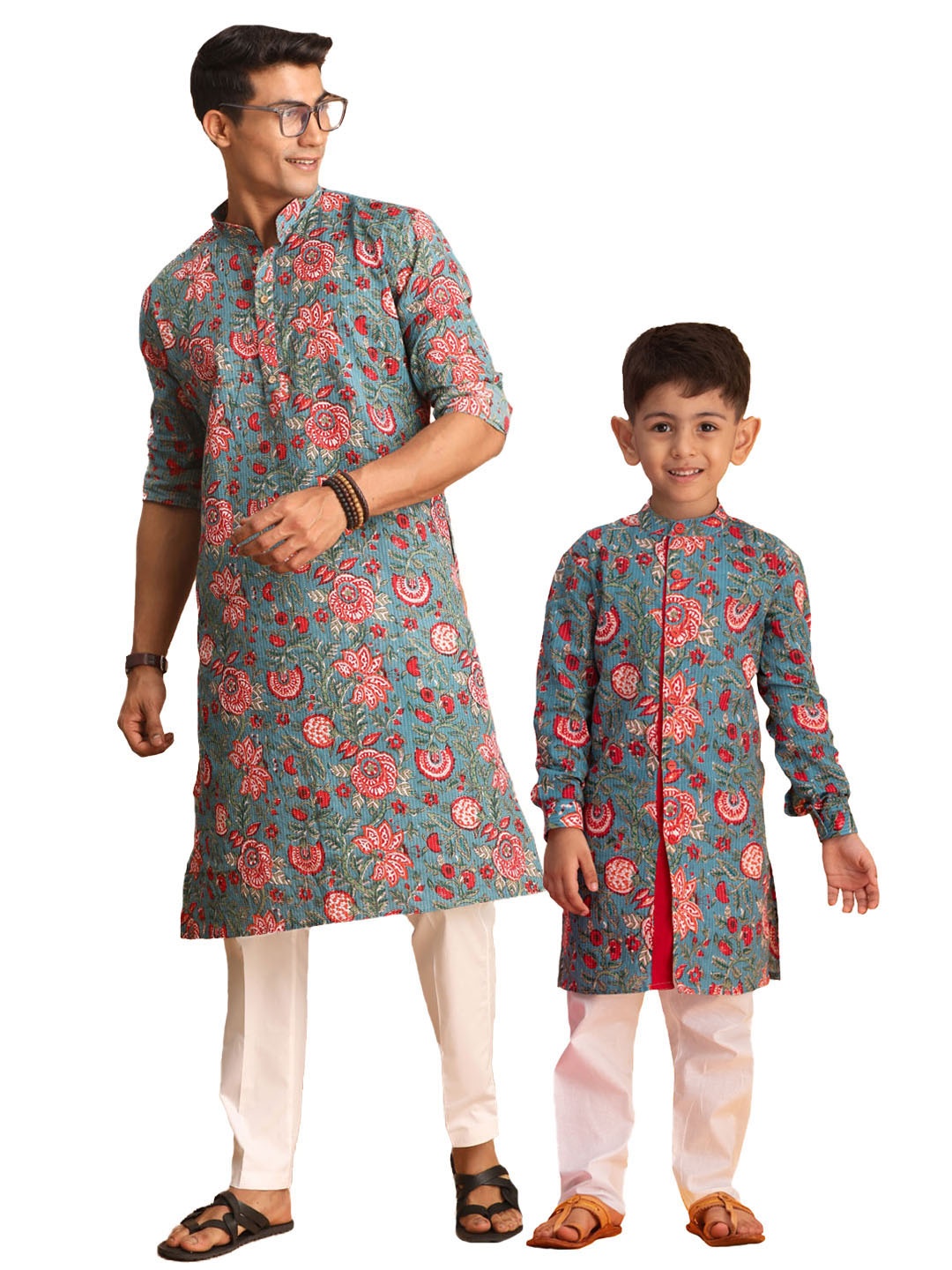

VASTRAMAY Boys Ethnic Motifs Printed Mandarin Collar Straight Kurta With Pyjamas, Blue