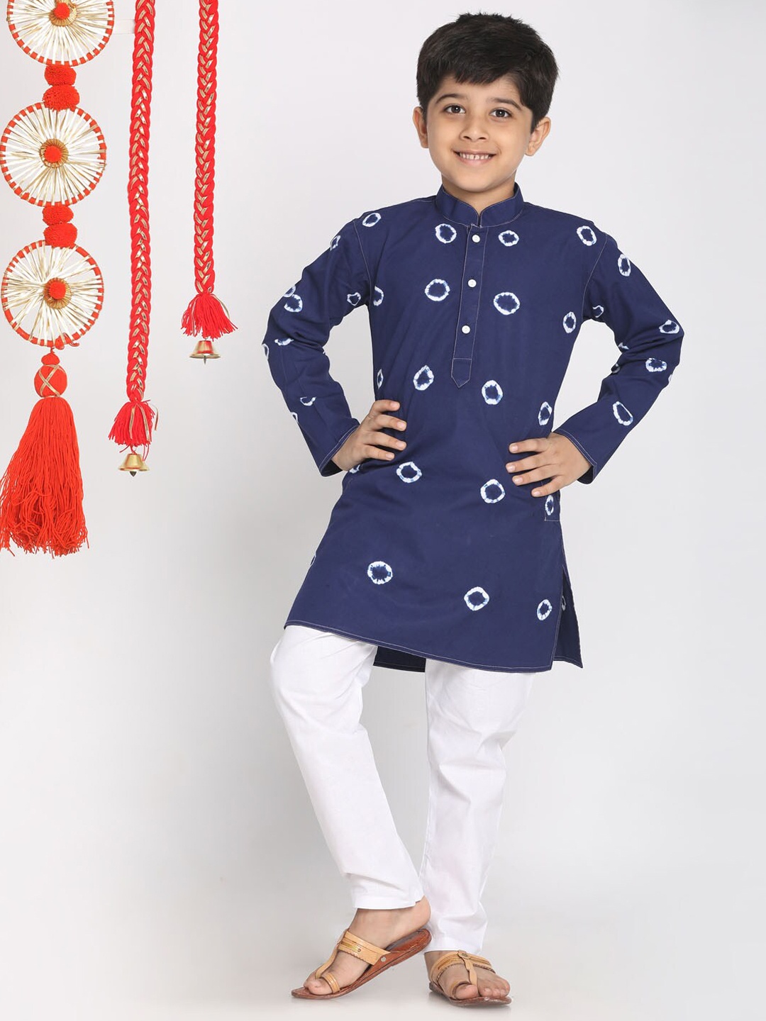 

VASTRAMAY Boys Dyed Pure Cotton Kurta with Pyjamas, Blue