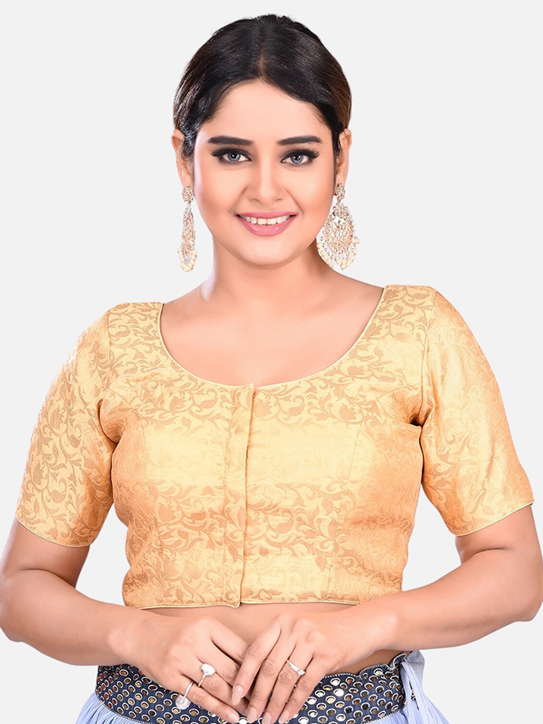 

Biyu Padded Readymade Brocade Saree Blouse, Gold