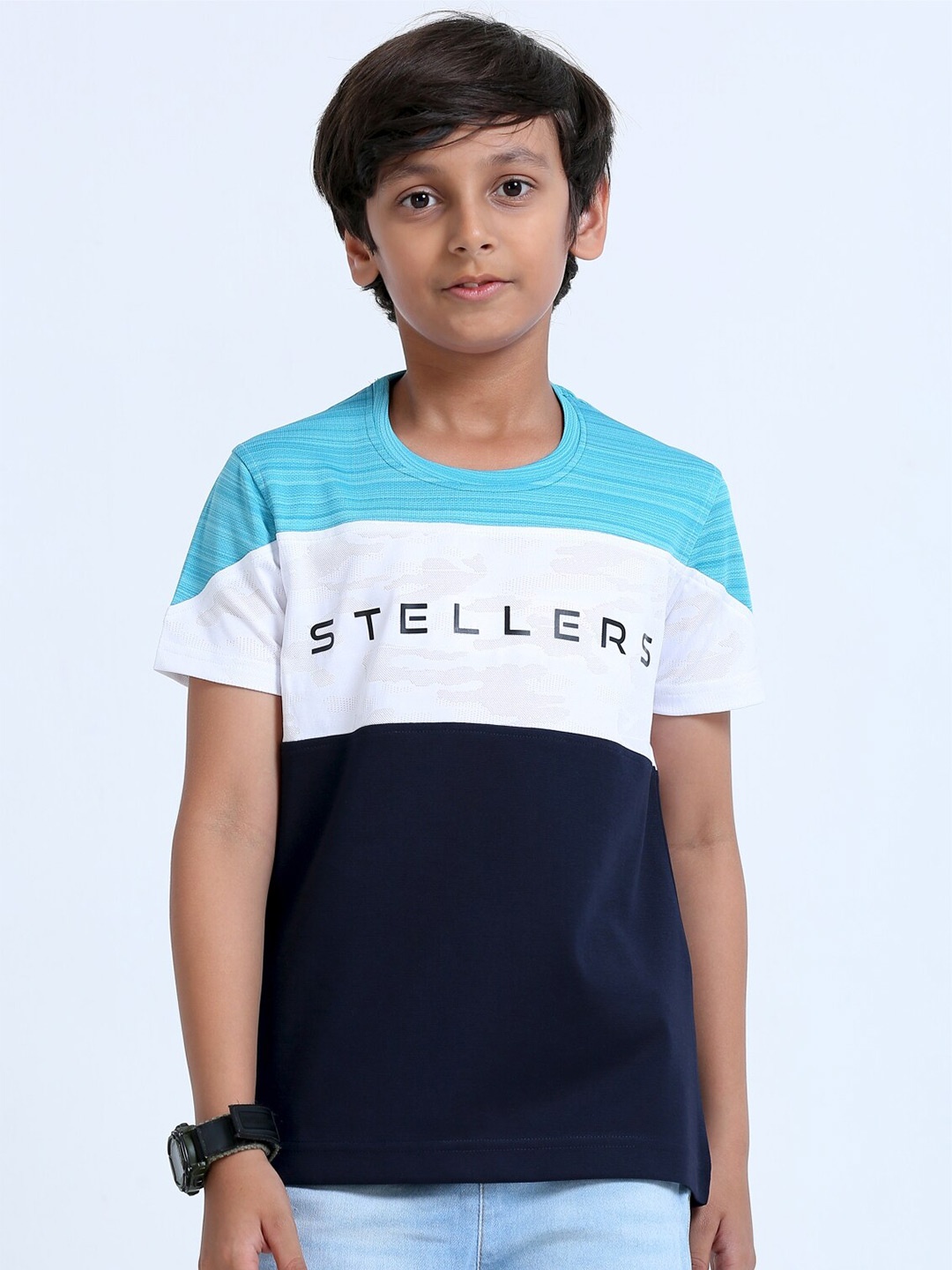 

STELLERS Boys Colourblocked Applique T-shirt, Navy blue