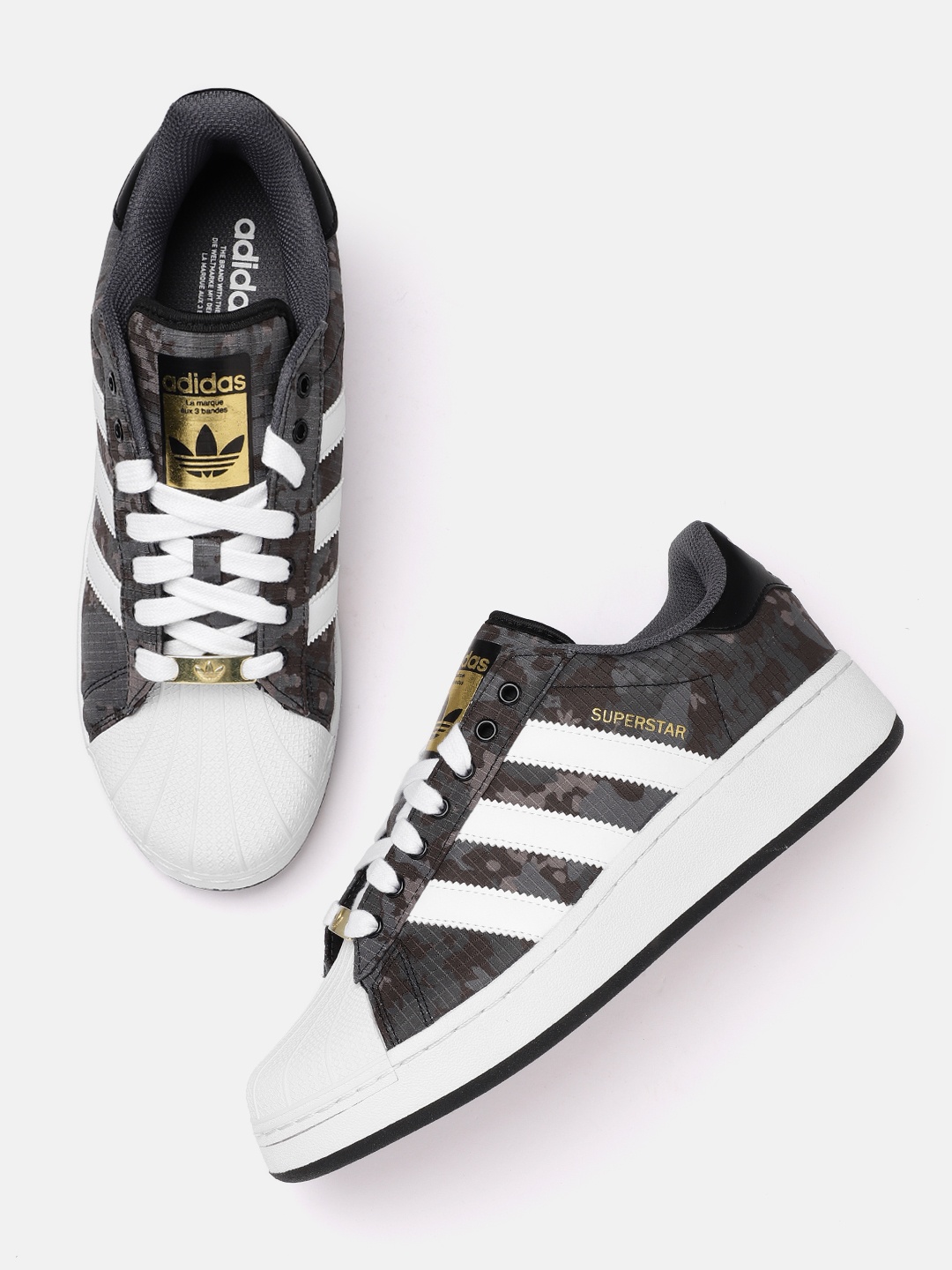 

ADIDAS Originals Unisex Colourblocked Superstar Xlg Sneakers, Grey