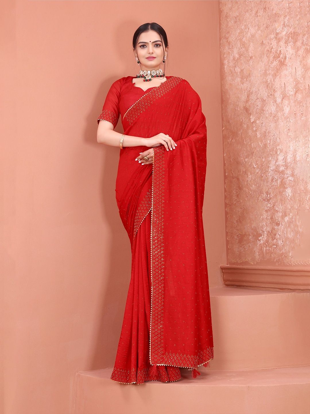 

SWADESI STUFF Embellished Pure Georgette Saree, Red