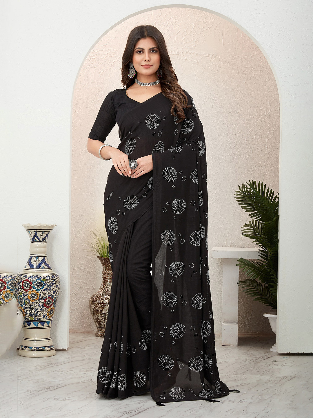 

SWADESI STUFF Embellished Pure Georgette Saree, Black