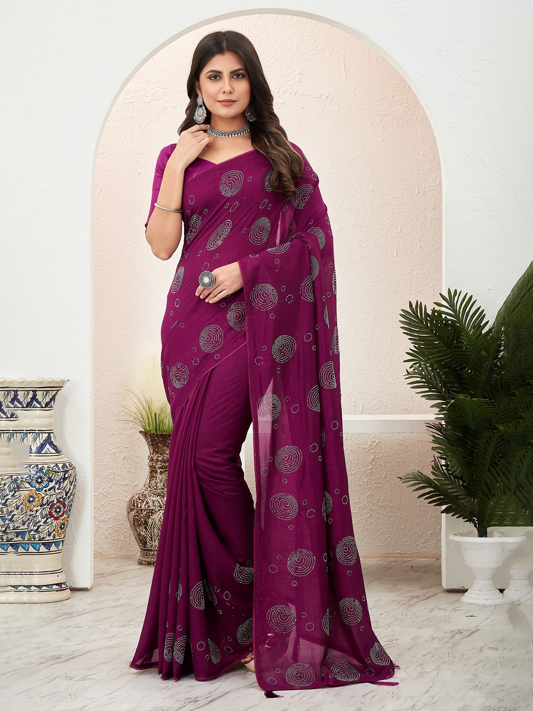 

SWADESI STUFF Embellished Pure Georgette Saree, Violet