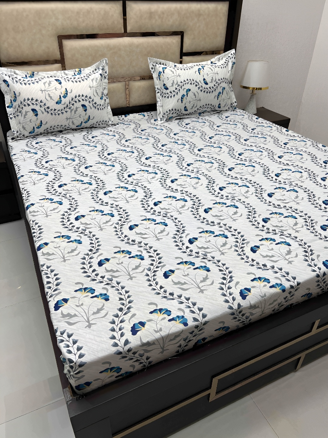 

Pure Decor White & Blue Floral Cotton 380 TC King Bedsheet with 2 Pillow Covers