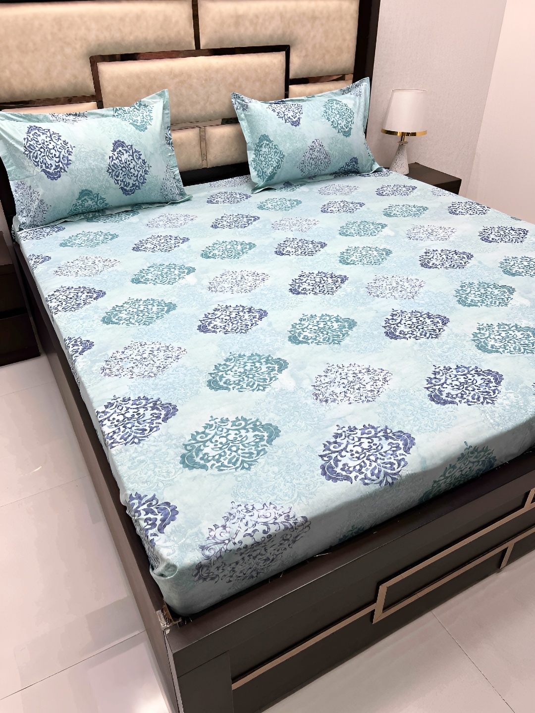 

Pure Decor Green & Blue Ethnic Motifs Cotton 380 TC King Bedsheet with 2 Pillow Covers