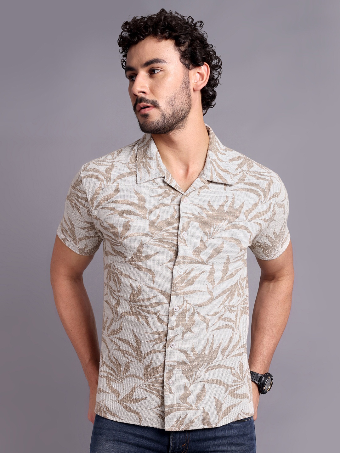 

REPRISE Muscle Slim Fit Spread Collar Floral Printed Cotton Casual Shirt, Beige