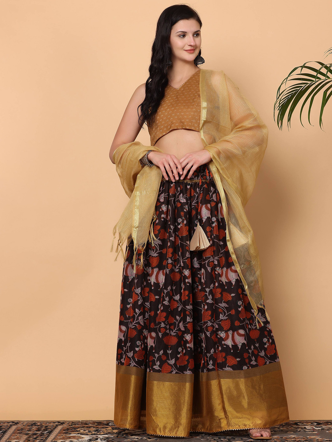 

KAANCHIE NANGGIA V-Neck Ready To Wear Lehenga & Blouse With Dupatta, Brown