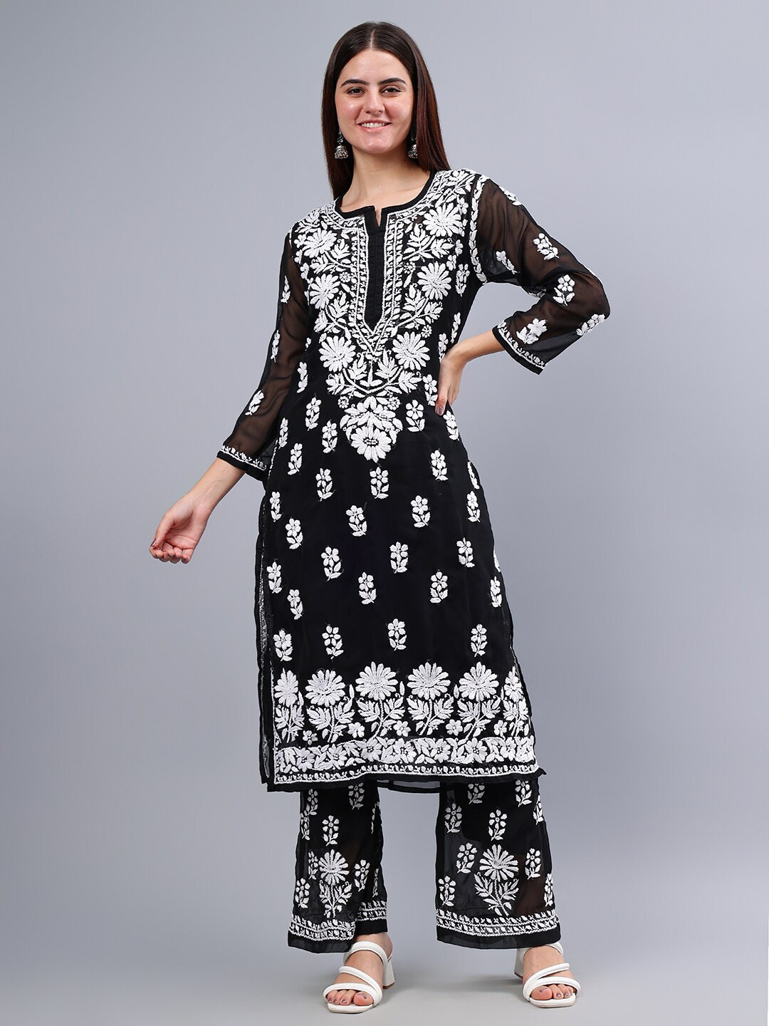 

Seva Chikan Ethnic Motifs Embroidered Straight Lucknowi Chikankari Kurta with Palazzos, Black