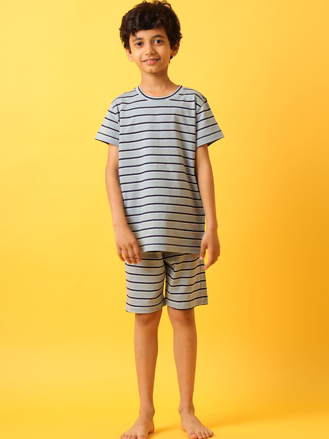 

Anthrilo Boys Striped Night suit, Grey