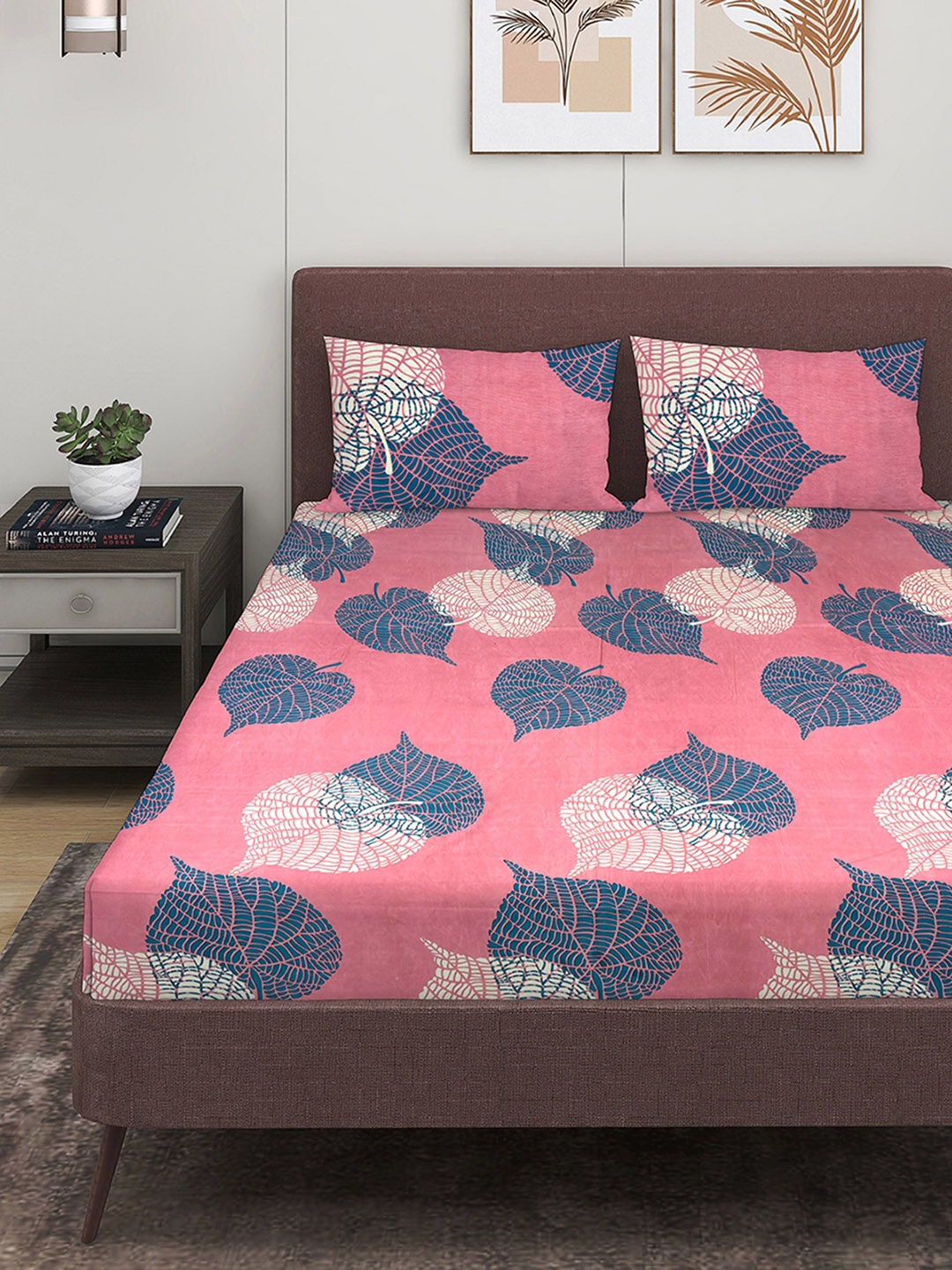 

ROMEE Pink & Blue Floral 144 TC Queen Bedsheet with 2 Pillow Covers