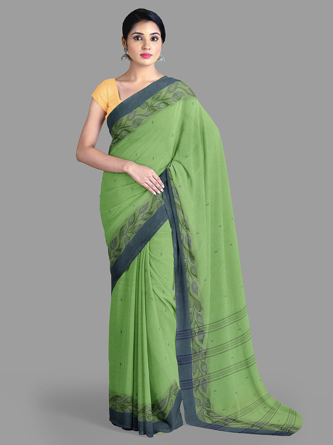 

The Chennai Silks Woven Design Pure Cotton Taant Saree, Green
