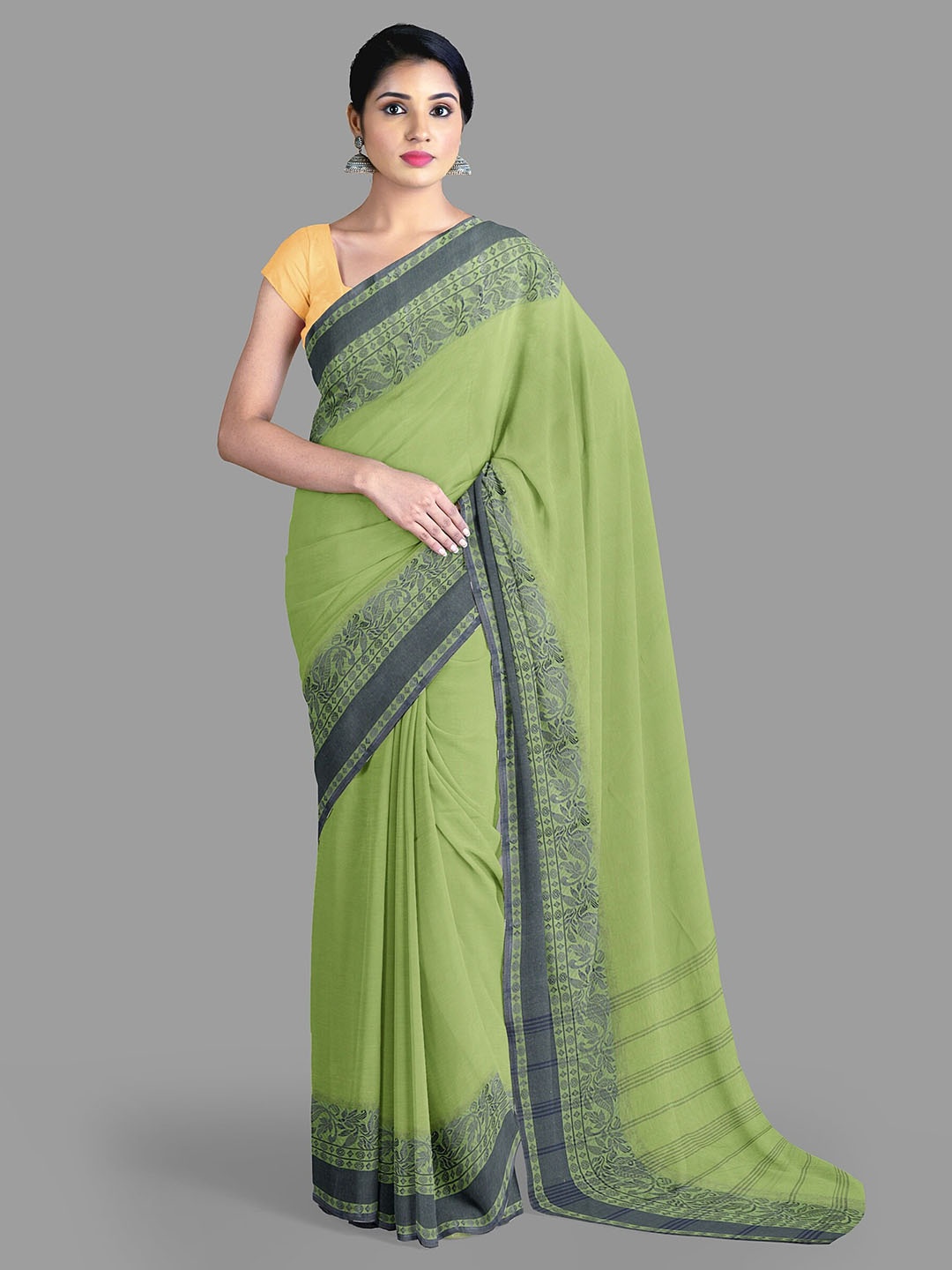 

The Chennai Silks Woven Design Pure Cotton Taant Saree, Green