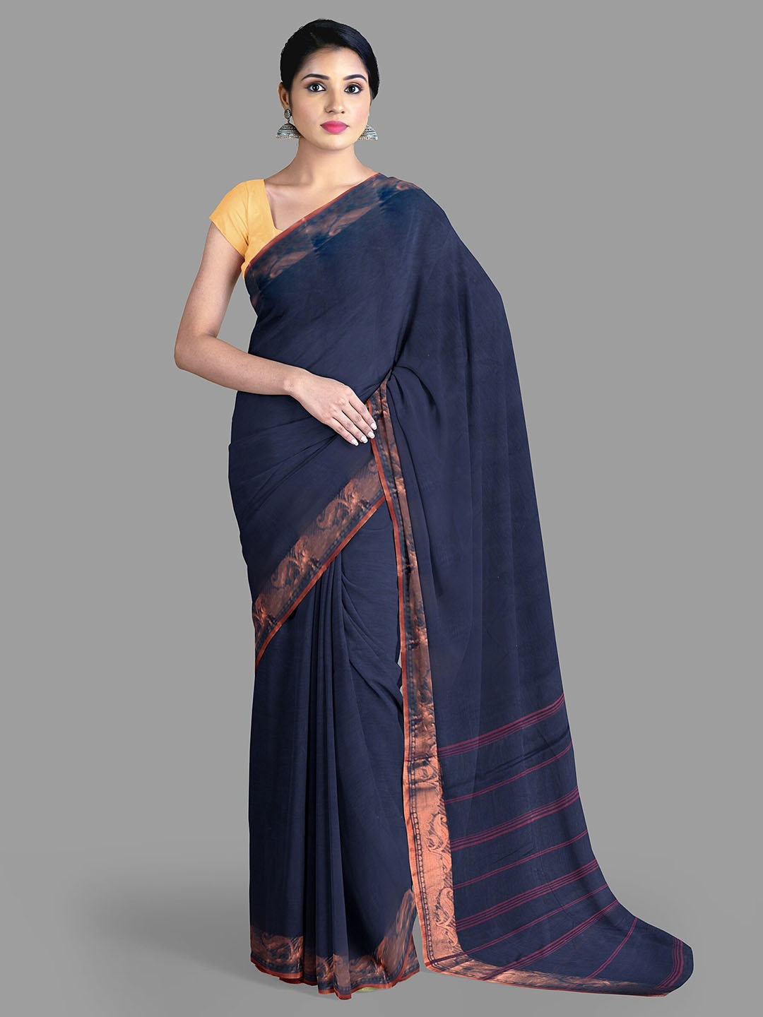 

The Chennai Silks Zari Pure Cotton Taant Saree, Navy blue