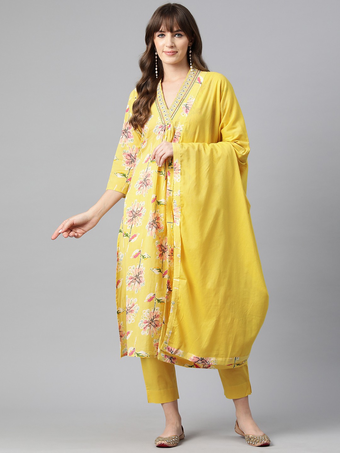 

Yuris Women Floral Printed Pure Cotton Kurta with Trousers & With Dupatta, Yellow