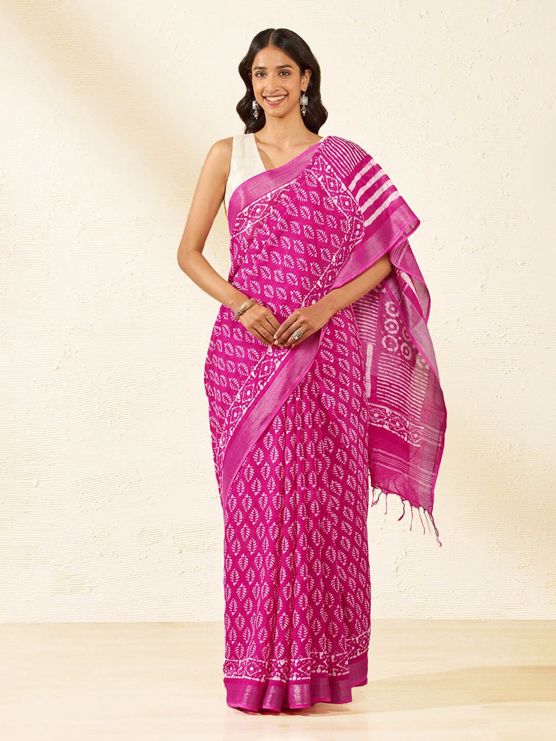 

Taneira Ethnic Motifs Block Printed Zari Saree, Pink