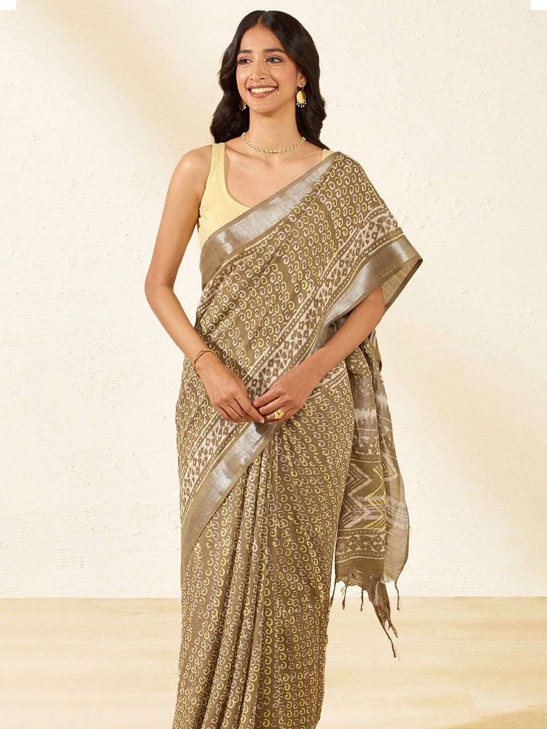 

Taneira Ethnic Motifs Zari Block Print Saree, Brown